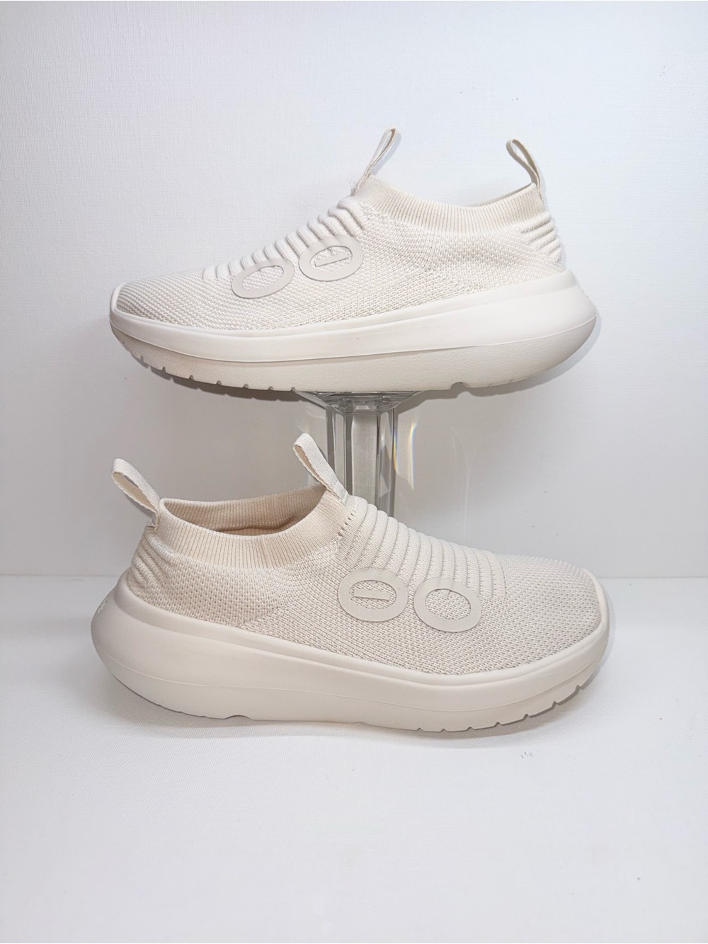 OFOOS OOMY ZEN 🧘‍♂️ -On Knit Sneakers in Cream